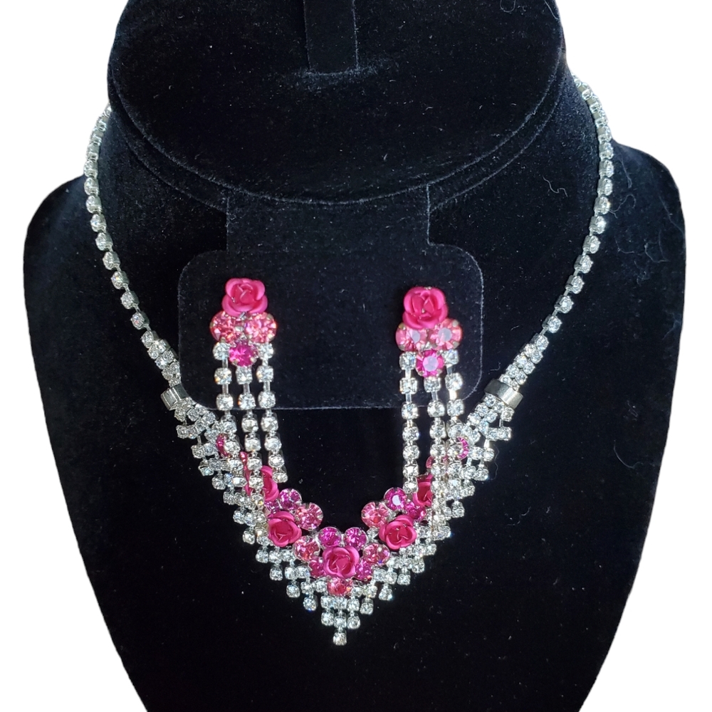 Beautiful cubic zirconia rose jewelry set - Picture 1 of 3